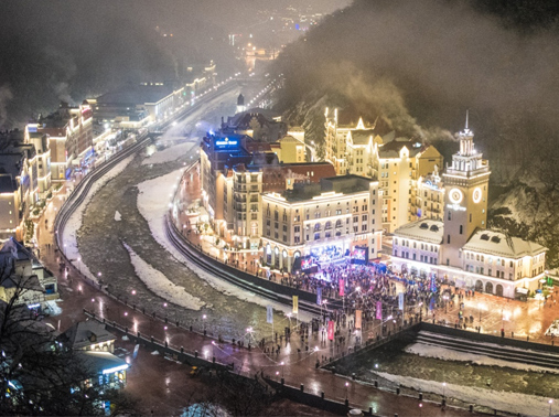 Горнолыжный курорт Сочи "Роза Хутор" открывает в пятницу зимний сезон