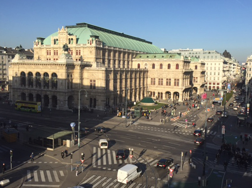 Посольство РФ в Австрии предупреждает туристов об угрозе терактов