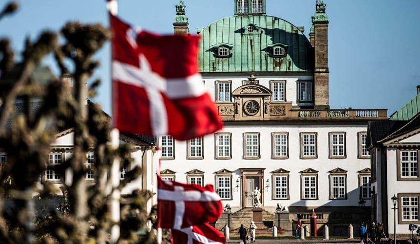 СМИ: Дания намерена снять все ковидные ограничения