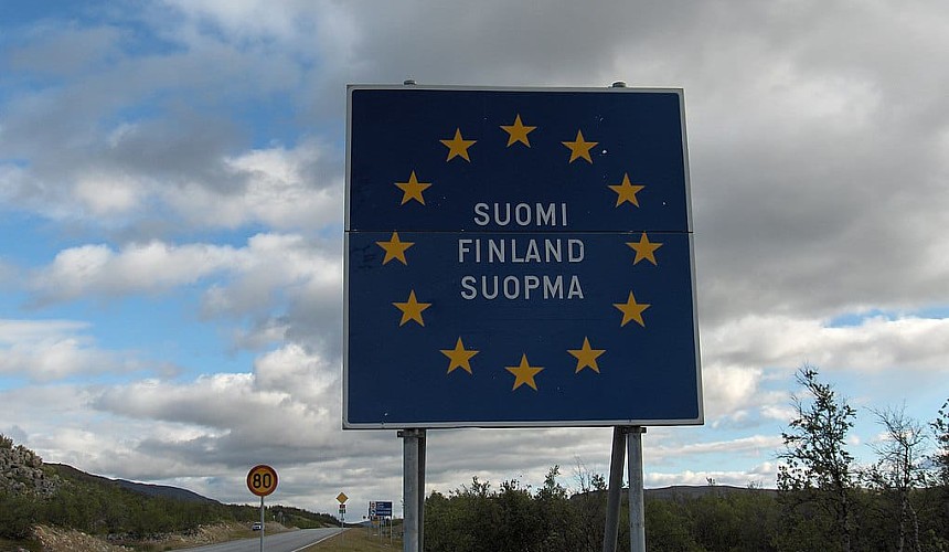 Финский таможенник не советует россиянам везти евро в трусах