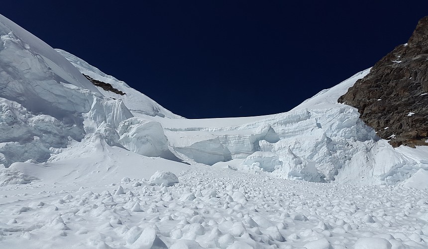 На австрийском курорте погибли горнолыжники