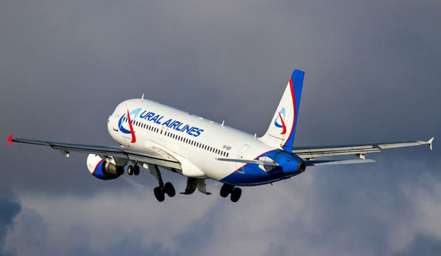 «Уральские авиалинии» смогут летать еще 3 месяца без «раздраконивания» самолетов