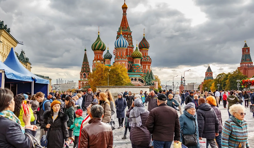Некоторые туристы из регионов отложили поездки в Москву после теракта в «Крокус Сити Холле»
