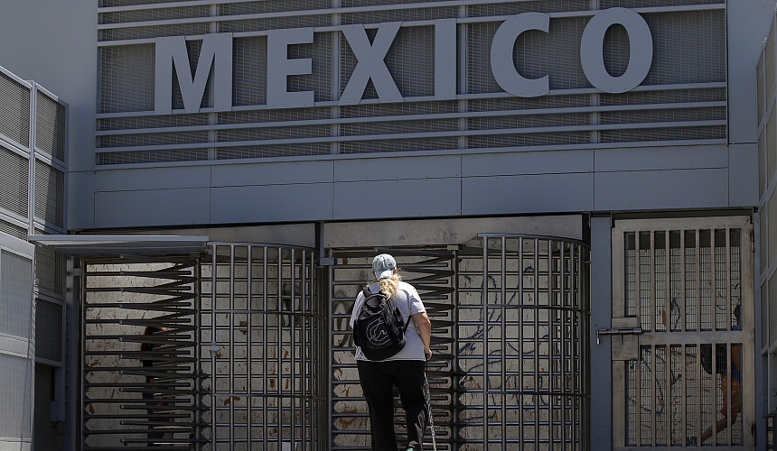 Турагент предупредил о рисках для желающих самостоятельно бронировать билеты в Мексику
