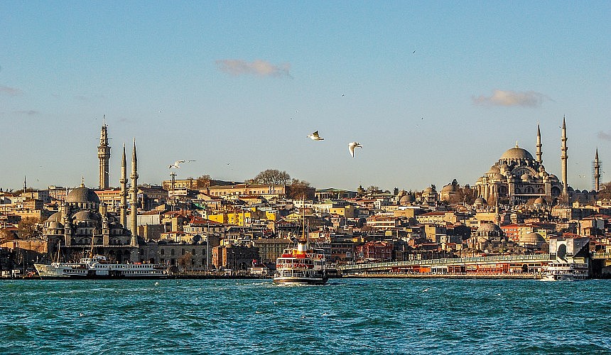 Билеты в Анталью и Стамбул на Новый год дорожают в 2–3 раза