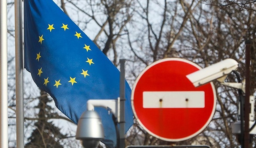 Страны Балтии официально закрылись для россиян с шенгеном