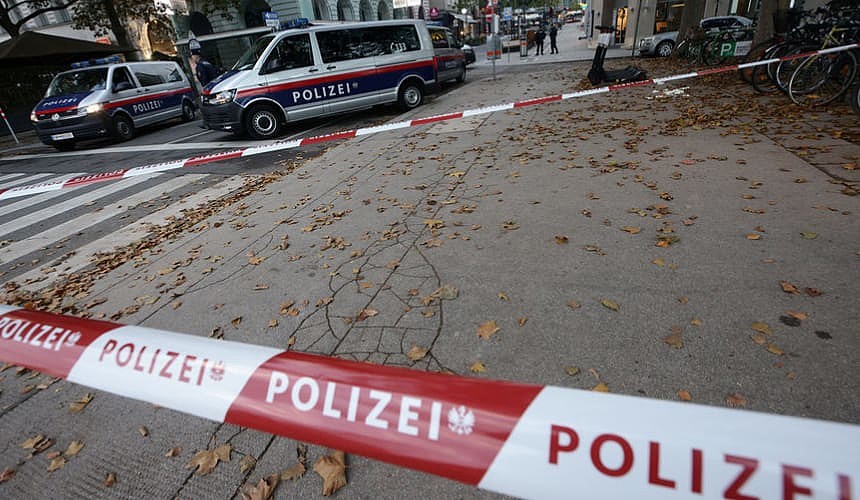 В Австрии объявлен трехдневный траур после теракта в Вене