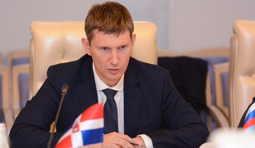 Министру Максиму Решетникову сообщили о проблемах в сфере гостеприимства