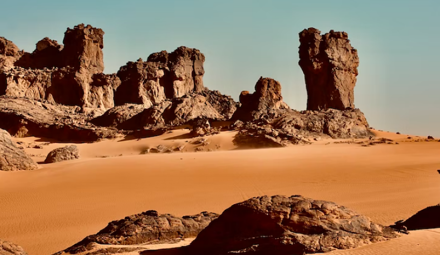 Алжир упростит въезд для туристов при условии, если они посетят пустыню Сахара