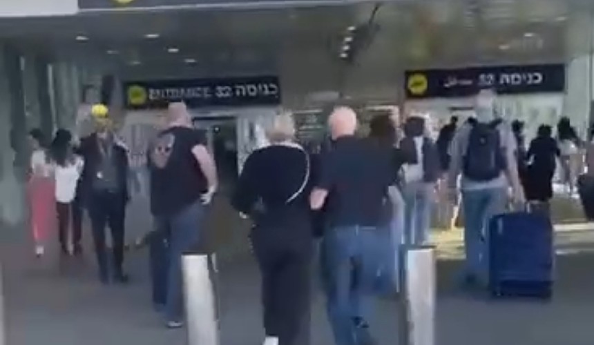 Аэропорт Тель-Авива работает с перебоями из-за ударов по Израилю