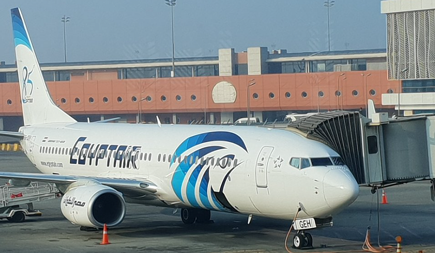 EgyptAir на время приостанавливает рейсы в Москву