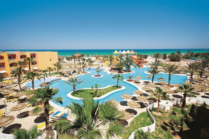 CARIBBEAN WORLD DJERBA.jpg