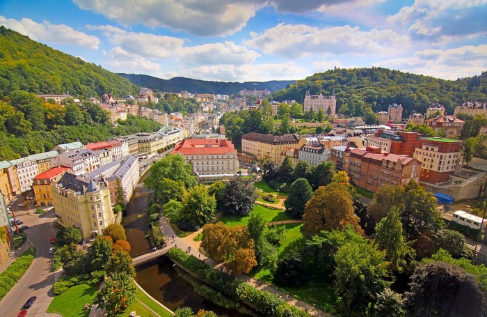 Karlovy Vary shutterstock_64969471.jpg