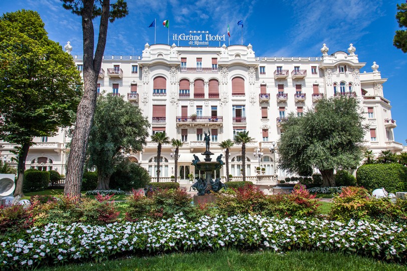 external grand hotel (2).JPG