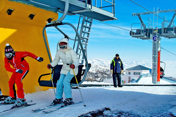 Где покататься на горных лыжах недорого