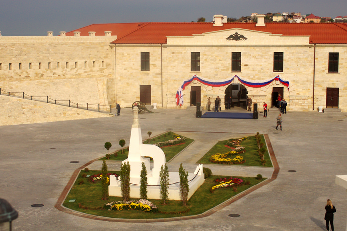05.jpg