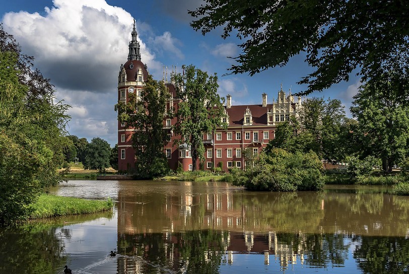 Pückler's palace in Muskauer Park (c) Anita Demianowicz.JPG