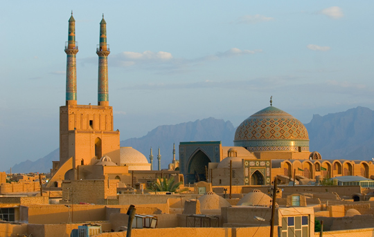 Иран отменил визы для туристических групп из России