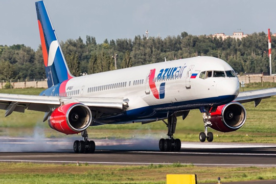 Самолет Azur Air на Кубу развернули в воздухе