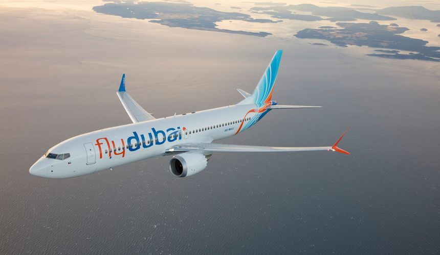 Самолет flydubai не может улететь из Внуково из-за повреждения покрышки