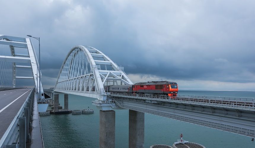 Туроператоры объяснили, почему не получится организовать чартерные поезда в Крым