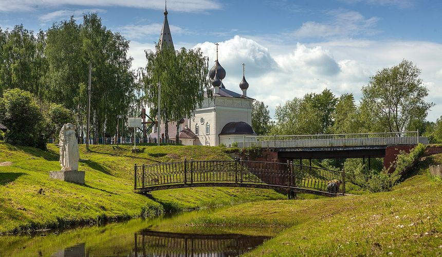 «Избинг» жив: зумеров потянуло на сельский отдых