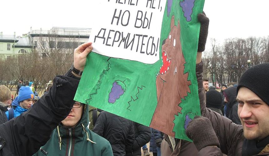 Туристы рассказали, что не могут вернуть деньги за отмененные авиарейсы