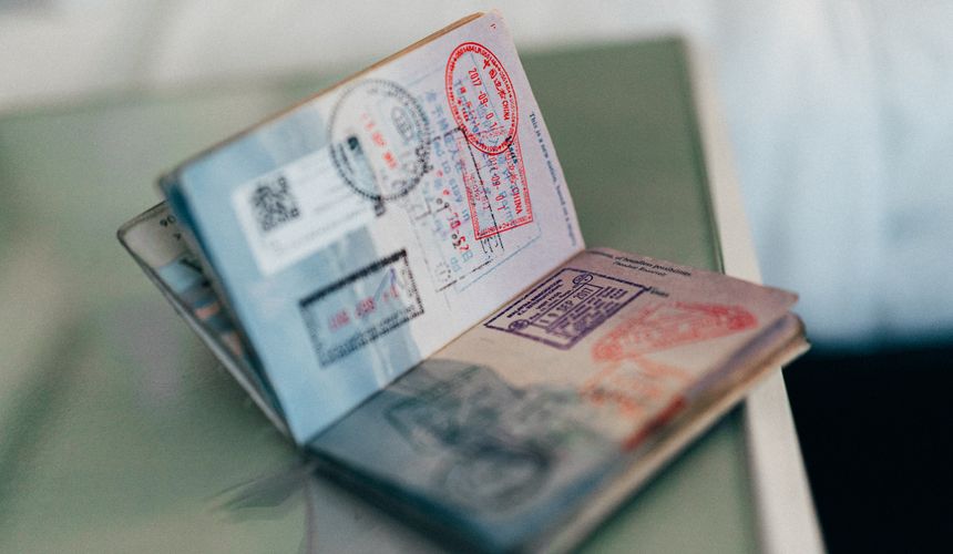 Эстония прекратит выдачу россиянам временного вида на жительство и виз для обучения