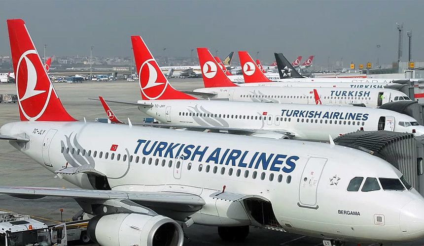 Turkish Airlines отменяет две сотни рейсов из-за непогоды