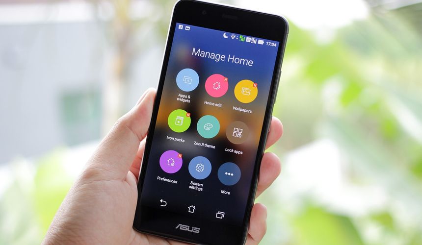 Проверка соцсетей туристов при въезде в США грозит падением турпотока на 23% 