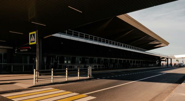 Управляющая компания Пулково в суде доказала право повысить цены за парковку в аэропорту