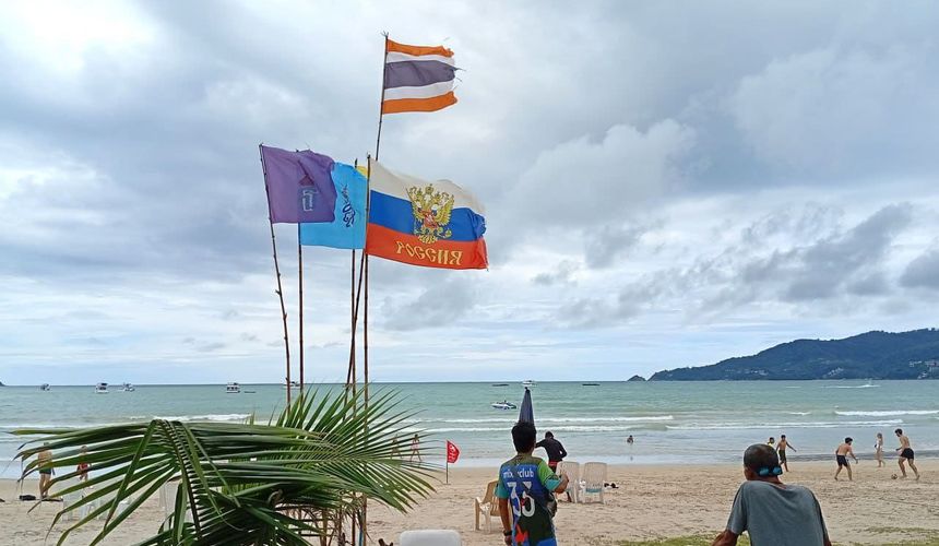 Траур в Таиланде: что напоминает о нем россиянам на Пхукете