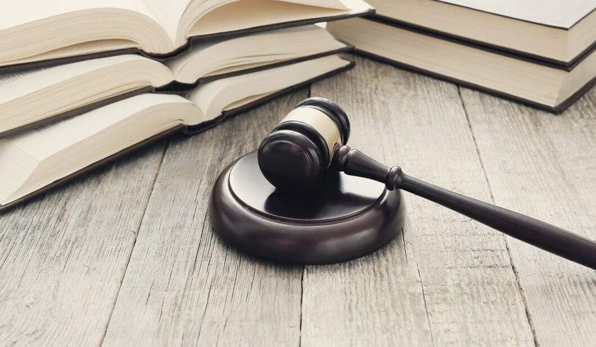 Судья обвинила в клевете бортпроводников «Уральских авиалиний»