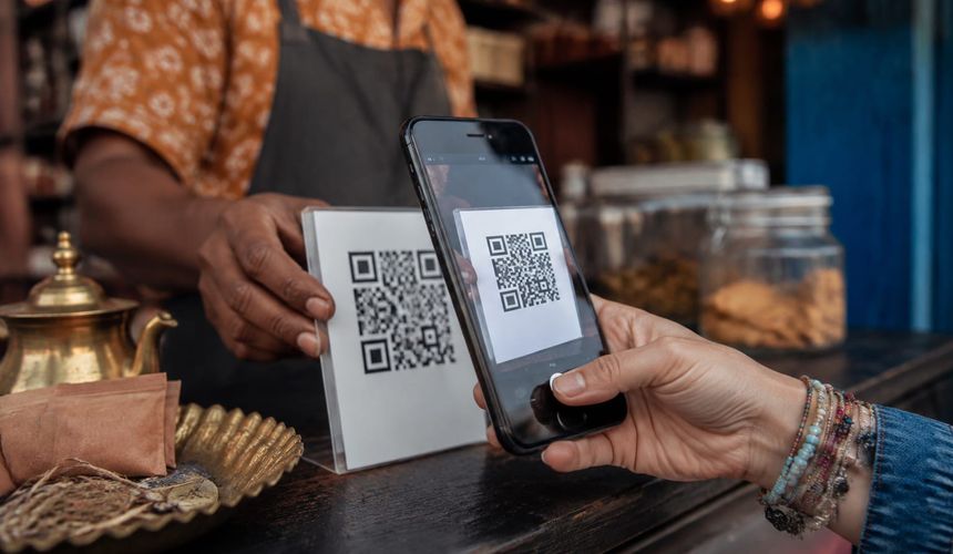 Россиянам рассказали, как платить в Индии по QR-коду через Cheq
