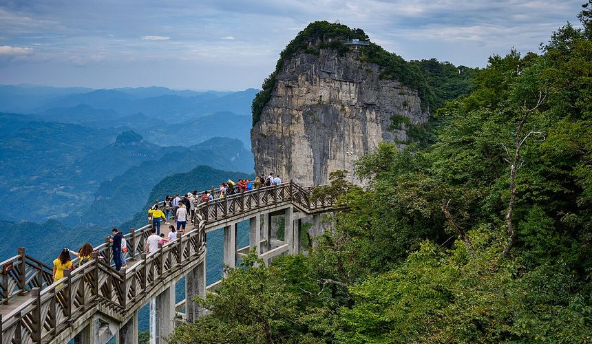 Туристам предложили доплатить за оплаченные туры в Китай
