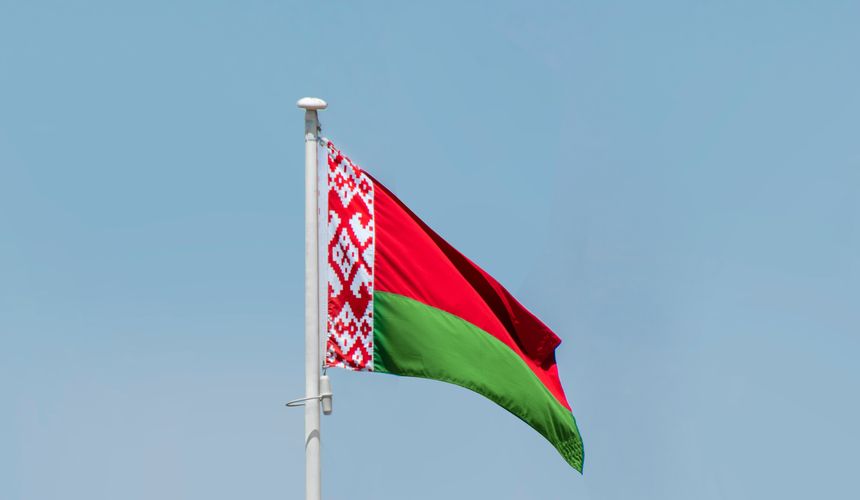 Туристы из России обходят запрет и въезжают в Евросоюз на белорусских машинах