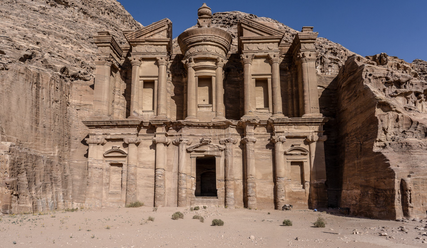 Российские туристы волнуются из-за новых правил пребывания в Иордании