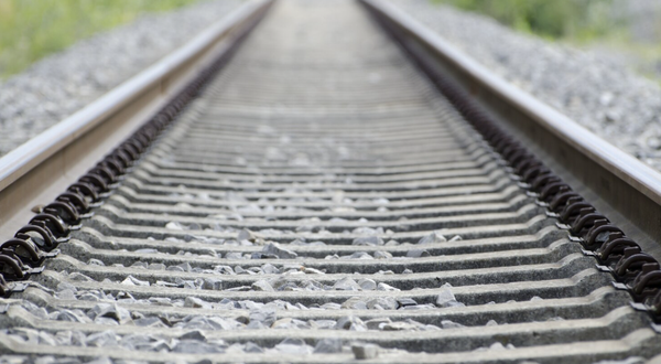 Поезда в Москву опаздывают из-за схода цистерн