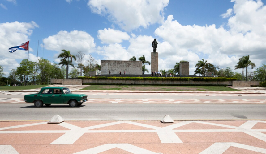 Генконсул: «Россия» планово вывозит российских туристов с Кубы