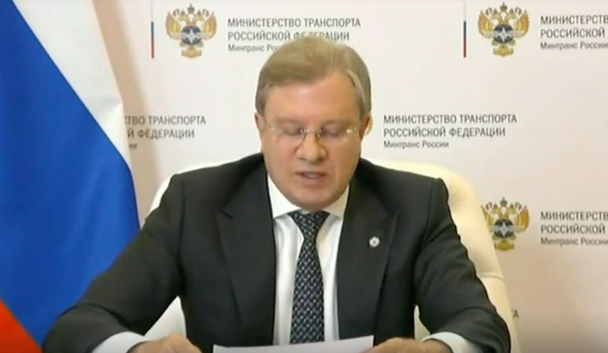 Савельев: авиаперевозка пассажиров по РФ сократилась на 9% за полгода