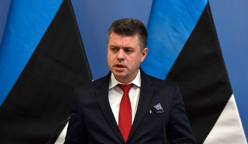 МИД Эстонии: россияне должны сами решать возникшие из-за визовых ограничений проблемы