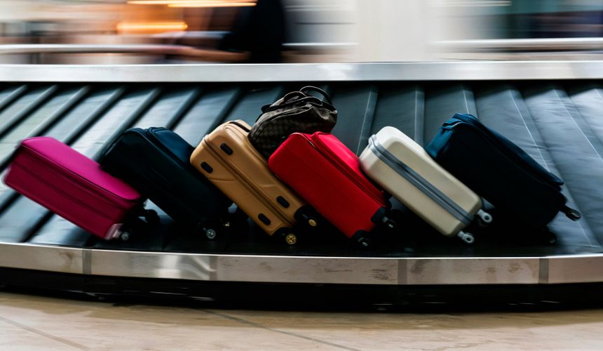 Транзитным пассажирам в некоторых аэропортах РФ придется забирать чемоданы при пересадке