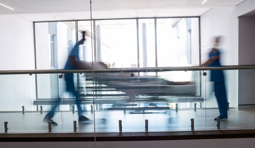 СМИ: российская туристка впала в кому в Таиланде после похода к стоматологу