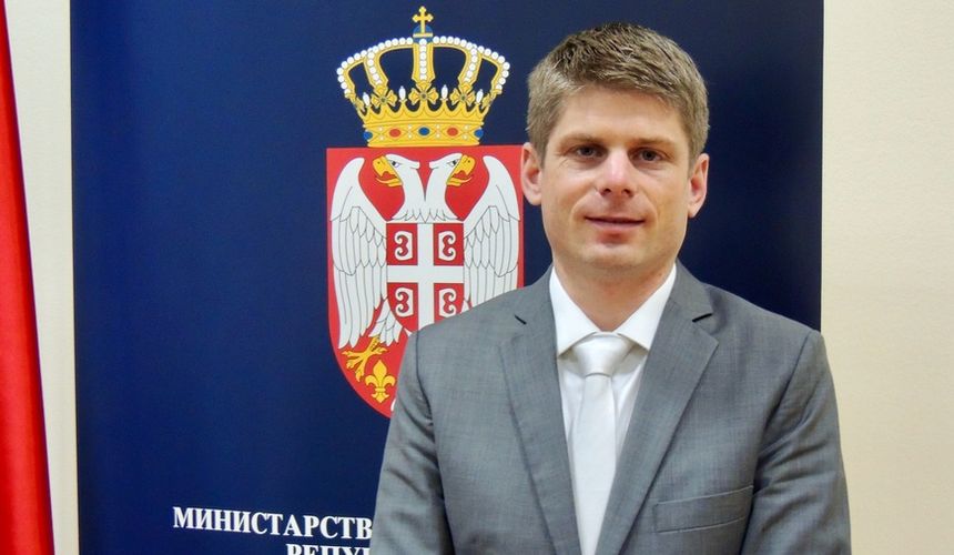Сербия снова опровергла введение виз для российских туристов