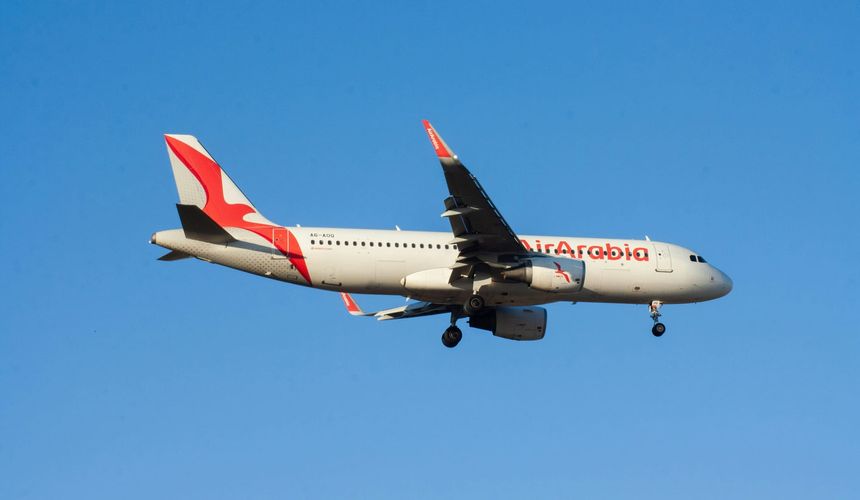 В Air Arabia объяснили, почему без ваучера не получить деньги при отмене рейса