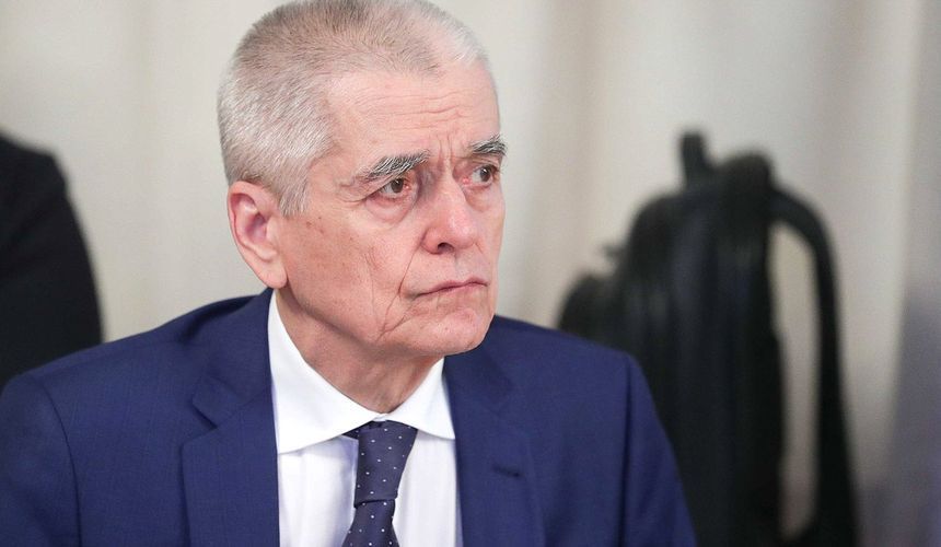 Онищенко снова рекомендовал российским туристам не ездить за границу на майские праздники