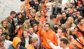 Судебный процесс по ограничению числа туристов начался в Амстердаме  