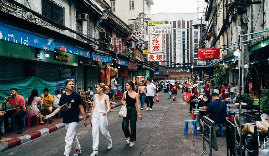 Россиянину грозит депортация из Таиланда за работу гидом 