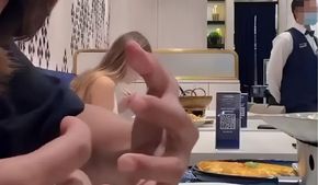 Россиянку оскорбили в ресторане Куала-Лумпура из-за одежды