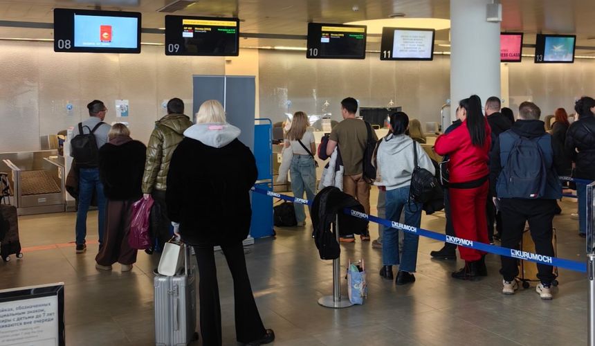  Пассажиров и персонал аэропорта в Самаре срочно эвакуировали из-за ракетной опасности